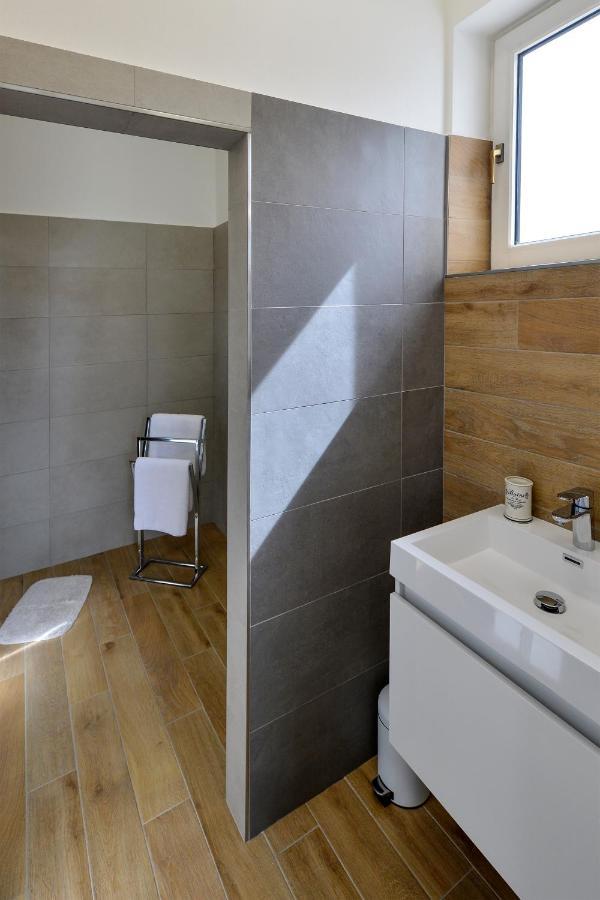 Soho Apartment Pisek  Exterior photo